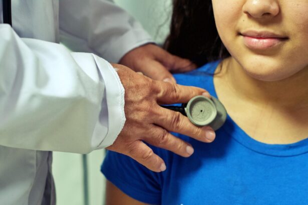 sfaturile unui pediatru tusea e buna incurajati copilul sa tuseasca puternic iar pentru tratament nu folositi facebook 6927017569307