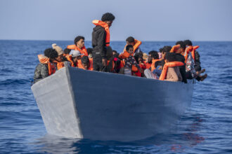 sute de migranti disparuti dupa ce barca in care se aflau s a scufundat 69103b3b02bd1 scaled 1