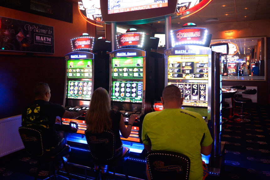 tanar din braila arestat a distrus o sala de jocuri de noroc si a agresat sexual angajatele 6921edb9f0482