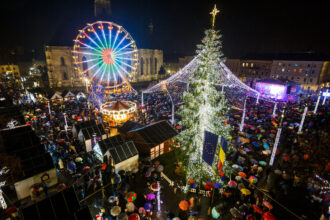 targul de craciun din cluj napoca 2025 isi deschide portile ce locatii festive sunt anul acesta 6920502e7d6d0
