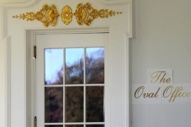 trumps gold sign outside oval office prompts backlash 690c00165e6ee