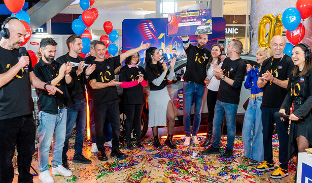 un ascultator norocos a castigat o super masina la aniversarea a 10 ani de digi fm 6914a43231f4c