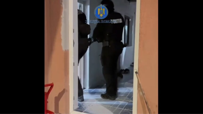 vrajitoare prinsa inlocuia bijuteriile cu tinichele sub pretextul ritualurilor religioase video 691ddf669c74c