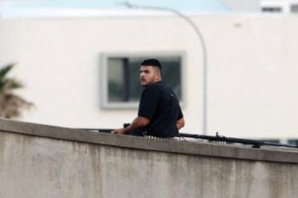 atacul armat de la bondi beach presupusul atacator se trezeste din coma in timp ce australia deplange victimele tragediei 6941389bb132a