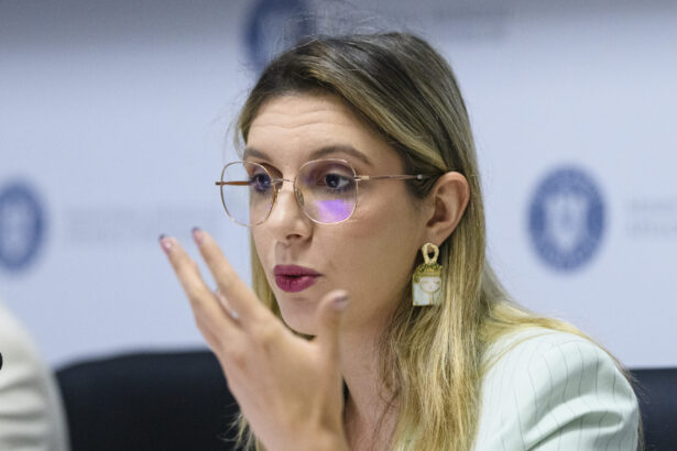 buzoianu anunta zone pilot in paduri fara ciocan de marcat 694554ffb8081