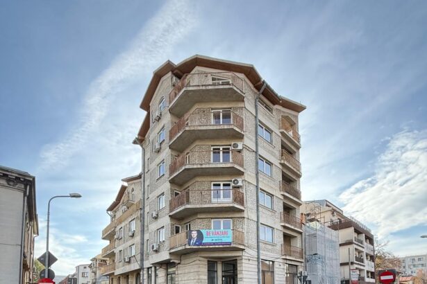 cec bank vinde doua sucursale prin licitatie 693166707dde7