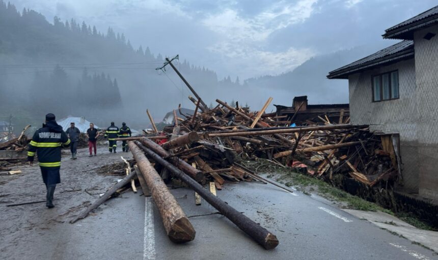 cod rosu de vant puternic in caras severin rafalele depasesc 90 km h in 15 localitati 693271eed8d44