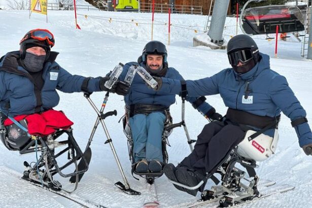 echipa caiac smile a reprezentat romania la prima sa competitie internationala de sit ski cu o echipa completa 6939710281831