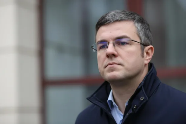 edited controversa din jurul propunerii usr pentru ministerul econonomiei irineu darau cerea instaurarea starii de urgenta in romania si limitarea drepturilor omului 6944e6d82afc4 scaled 1