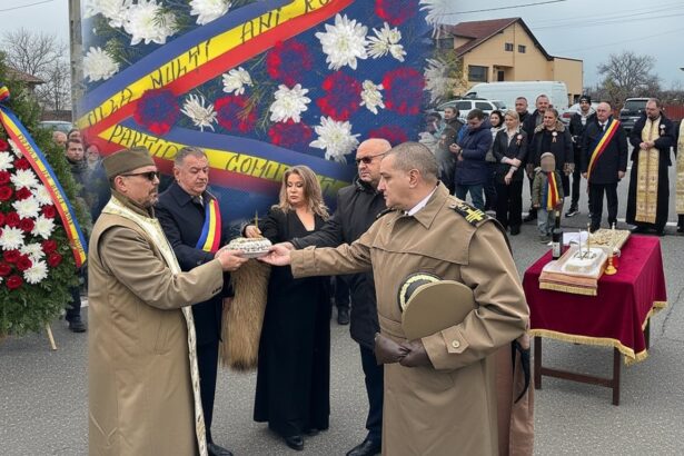 edited moment scandalos la slatina ziua nationala a fost sarbatorita cu coroane pe care scrie la multi ani romania in arges ziua nationala s a sarbatorit cu coliva 692d9271ce422