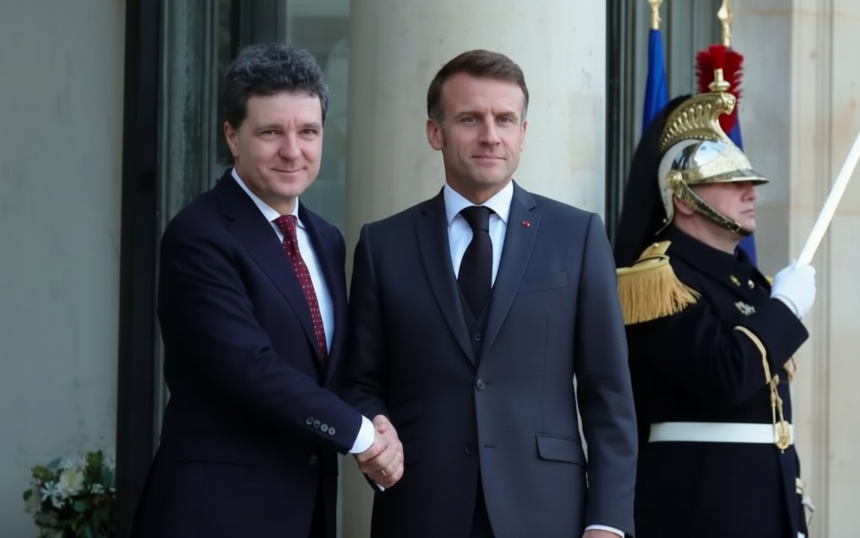 Președintele României, Nicușor Dan, și președintele Franței, Emmanuel Macron, la Palatul Élysée, în contextul reuniunii „Coaliției de Voință” de la Paris