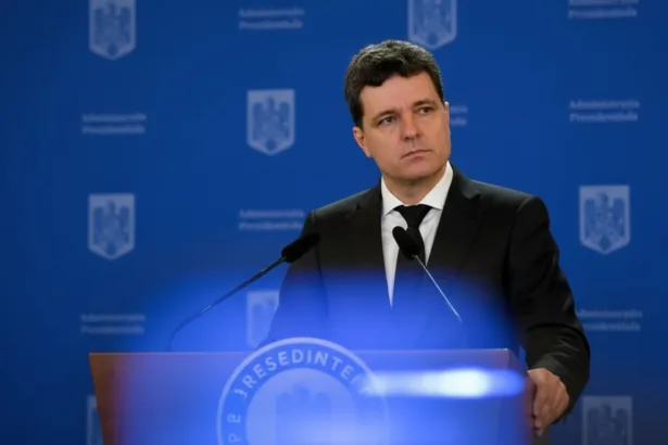 edited nicusor dan spune ca poate sesiza ccr chiar si dupa ce o lege fost reexaminata de parlament contesta iar presedintele legea vexler 6947bfad76ff2