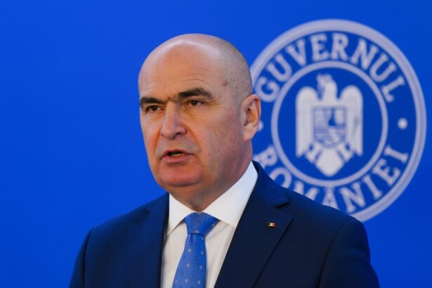 edited premierul bolojan a anuntat ca foarte posibil ca alimentarea cu apa sa fie reluata in judetele afectate 6932df8094863