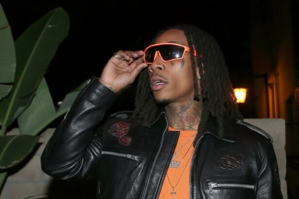 edited rapperul wiz khalifa dat in urmarire internationala a fost condamnat la 9 luni dupa gratii in penitenciarele din romania 6945201ed8387
