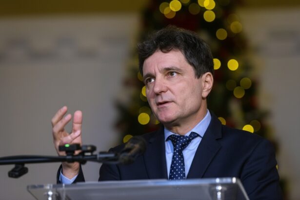 edited recorder pare ca i a ridicat mingea la fileu lui nicusor dan pe terenul justitiei persoanele vinovate trebuie pedepsite tot de sistemul de justitie 69399709e4648