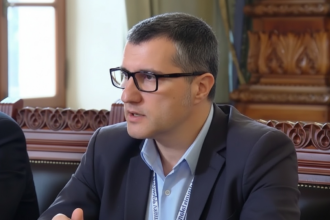 edited tupeu de procuror la discutiile cu nicusor dan nu m am pensionat la 48 de ani ci la 51 nu am pensie 5000 euro avocatul toni neacsu il pune la punct are pensie 4 700 eu 694936b4a86c2