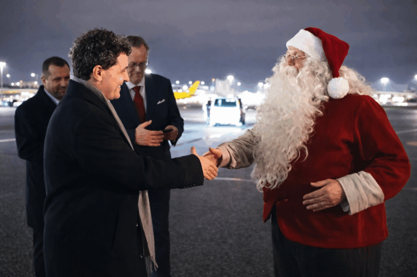 Nicușor Dan bucuros de întâlnirea cu Moș Crăciun în Finlanda