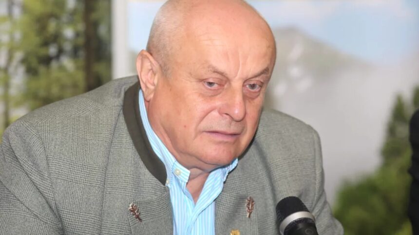 instanta il obliga pe directorul silvic de la arad teodor tigan sa restituie 280 520 de lei anuntul ministrei mediului 693c25080d62b