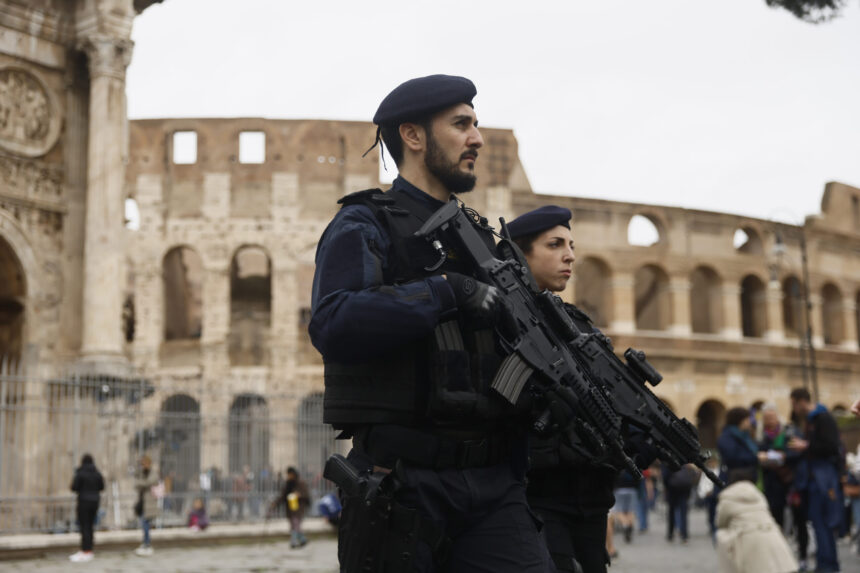 italia sute de arestari si 14 tone de droguri confiscate 6946f9ceb3a1d