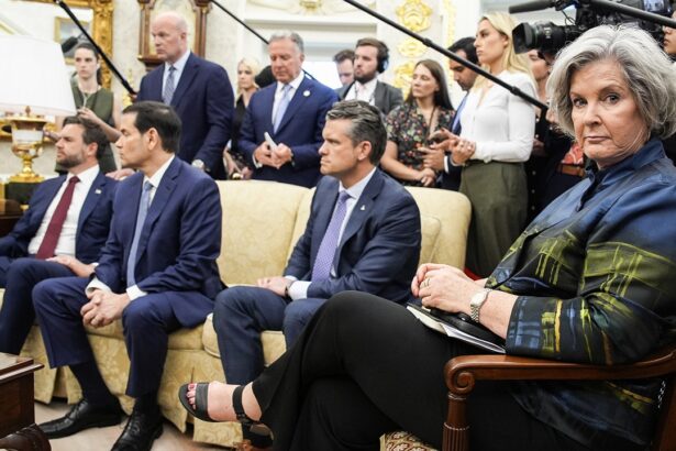 jd vance brushes off susie wiles calling him conspiracy theorist in new vanity fair report 6941ac7225a34