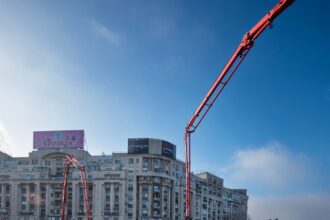 lucrarea de refacere a planseului unirii a ajuns intr o etapa importanta anuntul primarului daniel baluta 694967fe7f388