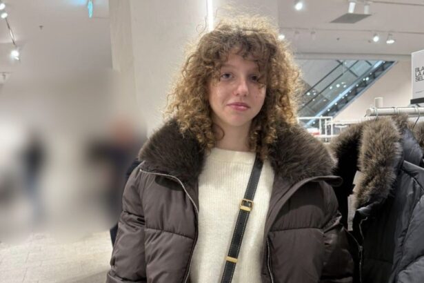 minora de 13 ani disparuta in bucuresti politia solicita ajutorul populatiei 693b3bde07f59