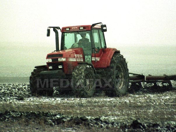 moarte suspecta la o ferma din iasi copil de 17 ani strivit de un tractor operat de un tanar fara calificare fermier asta te freaca pe tine grija 693fdf633fd54