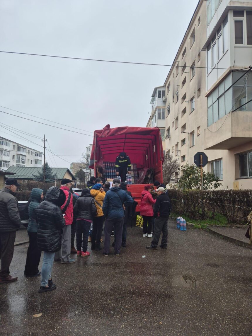 peste 540 000 de litri de apa au fost distribuiti deja in prahova si dambovita 693068831d643