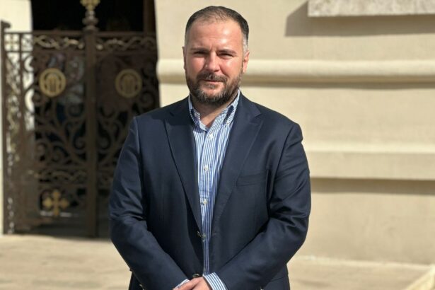 primarul sectorului 2 alocam fonduri suplimentare din bugetul local pentru bursele elevilor 6940a55f89c55