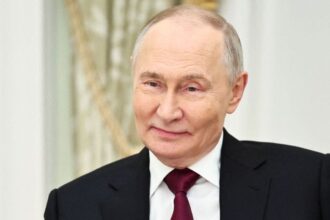 putin warns russia ready if europe suddenly wants to wage war with us amid ukraine talks 692f39b982422