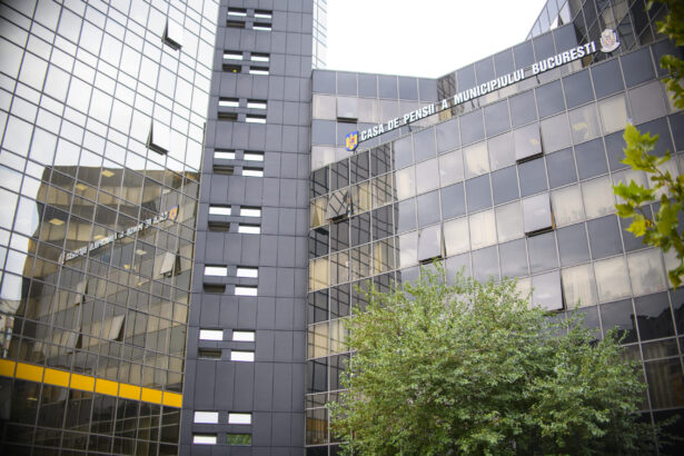 schimbari importante pentru milioane de angajati casa nationala de pensii va calcula altfel vechimea in munca incepand cu 2026 6937fa4b80e6d