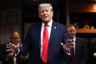 senate gop barrels past blockade to advance nearly 100 trump nominees 6939bd7e26b3e