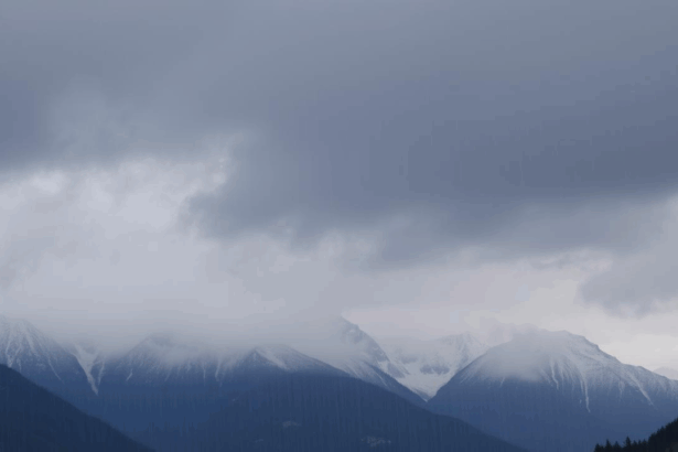 temperaturi mai scazute si precipitatii usor excedentare in mai multe regiuni ale tarii in urmatoarele patru saptamani 6944eb98bf4dd