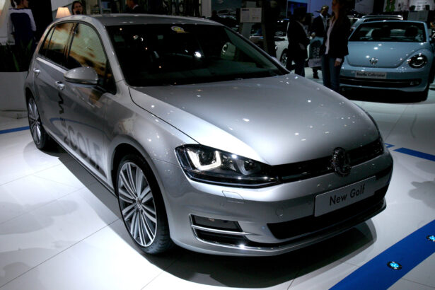 top 5 cele mai bine vandute masini second hand din romania in 2025 ce motorizari prefera romanii 694123ab39888