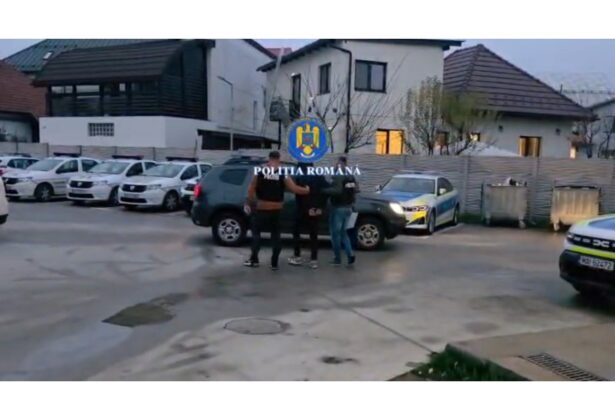 un tanar de 17 ani a fost retinut pentru distrugerea a 27 de masini in targu jiu 6935c24dc9306