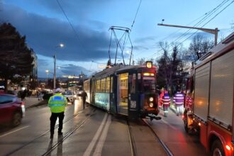 un tramvai a deraiat la iasi in urma unui accident 6931af52d5d50