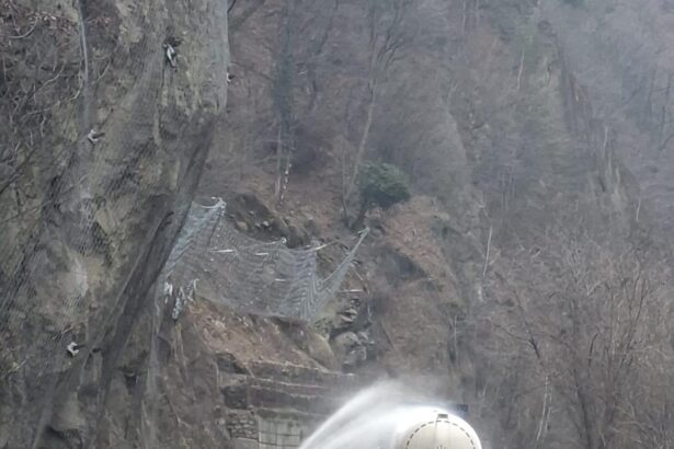 valea oltului ramane inchisa marti noaptea din cauza cisternei din care se scurge gpl 69388619751bd