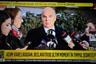 Rareș Bogdan vorbind ferm înaintea ședinței Biroului Permanent Național al PNL, criticând tăcerea politică și lipsa de dialog cu oamenii