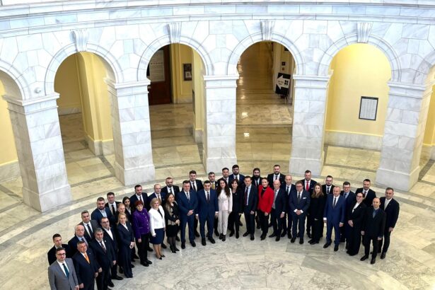 George Simion în Statele Unite, în cadrul unui eveniment politic dedicat democrației și alegerilor libere