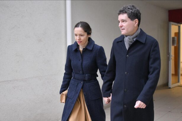 a murit bunica mirabelei gradinaru partenera presedintelui nicusor dan anunta presa locala 697b732d91a88