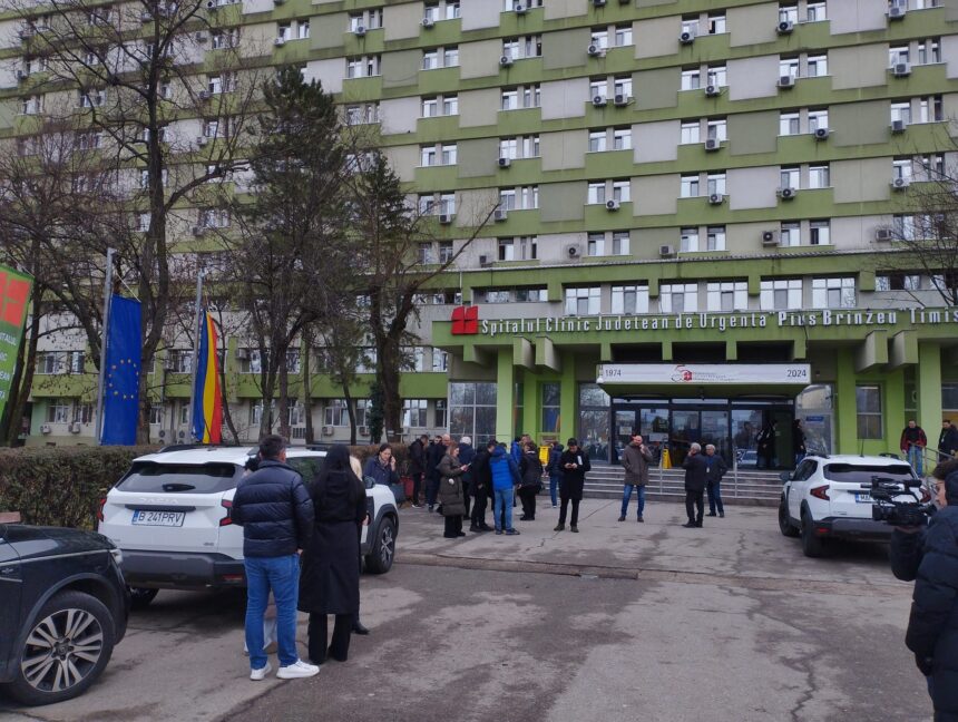 ambasadoarea greciei i a vizitat pe tinerii raniti in accident la spitalul din timisoara 6979fafbb2aa0