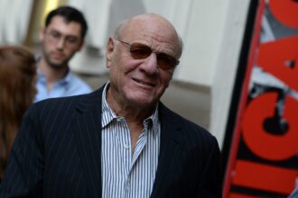 barry diller a abordat warner bros discovery pentru achizitia cnn potrivit unor surse 697b3da8902ce