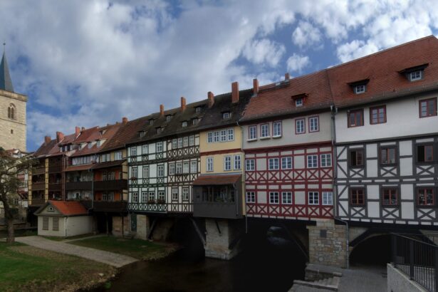 cel mai lung pod locuit din lume adaposteste 80 de rezidenti 696b5e3158d25