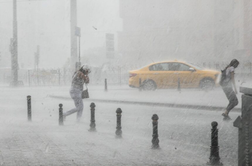 cod portocaliu de inundatii in 7 judete 6977370c524dd