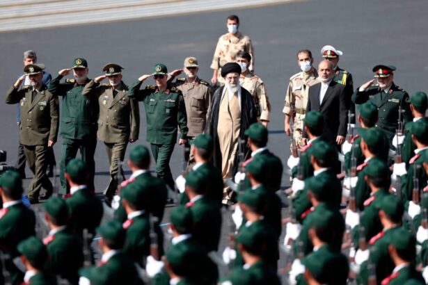 comandantul garzilor revolutionare din iran avertizeaza sua ca forta sa are degetul pe tragaci 6974bba7b6b92