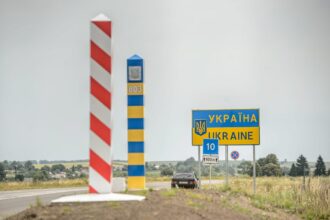coruptie la varful politiei de frontiera din ucraina mita pentru contrabanda cu tigari spre statele ue 697383ae2587c