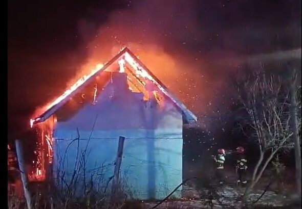 doi frati din bacau gasiti carbonizati in casa care a luat foc 6969d81a64e7d