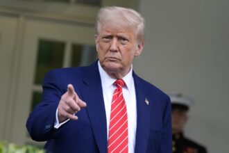 donald trump il numeste pe barbatul impuscat la minneapolis agitator si posibil insurgent 697c763046244