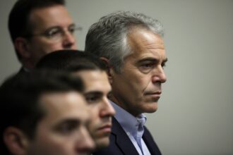 edited ce se intampla cu dosarele epstein la o luna dupa termenul limita impus de lege 697208838483e