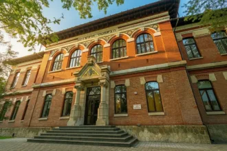 edited colegiul national unirea din focsani premiat de presedintele nicusor dan cu ordinul meritul pentru invatamant 6973aa0b4f02d